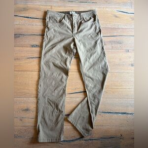 Weatherproof Vintage Men's Khaki Chinos Straight Fit